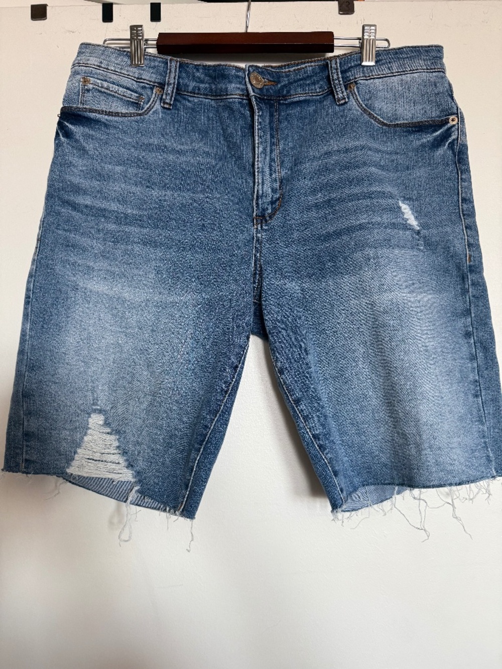 STS Blue Denim Bermuda Shorts Sz 32 Distressed Raw Hem